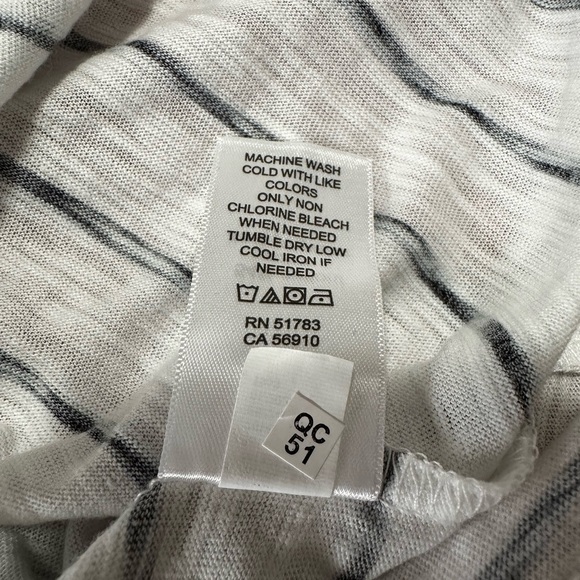 NWT - Women’s Tank - Picture 9 of 9